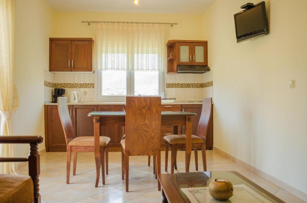 San Giorgio Apartments Скала Потамияс Стая снимка